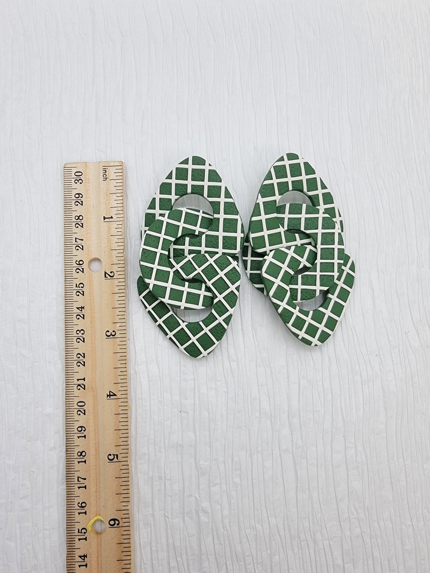 Jesse - Green windowpane