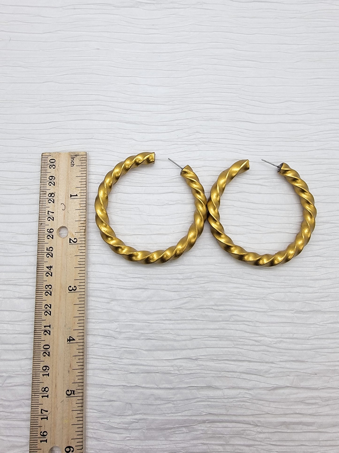 Twisted Hoops - Medium