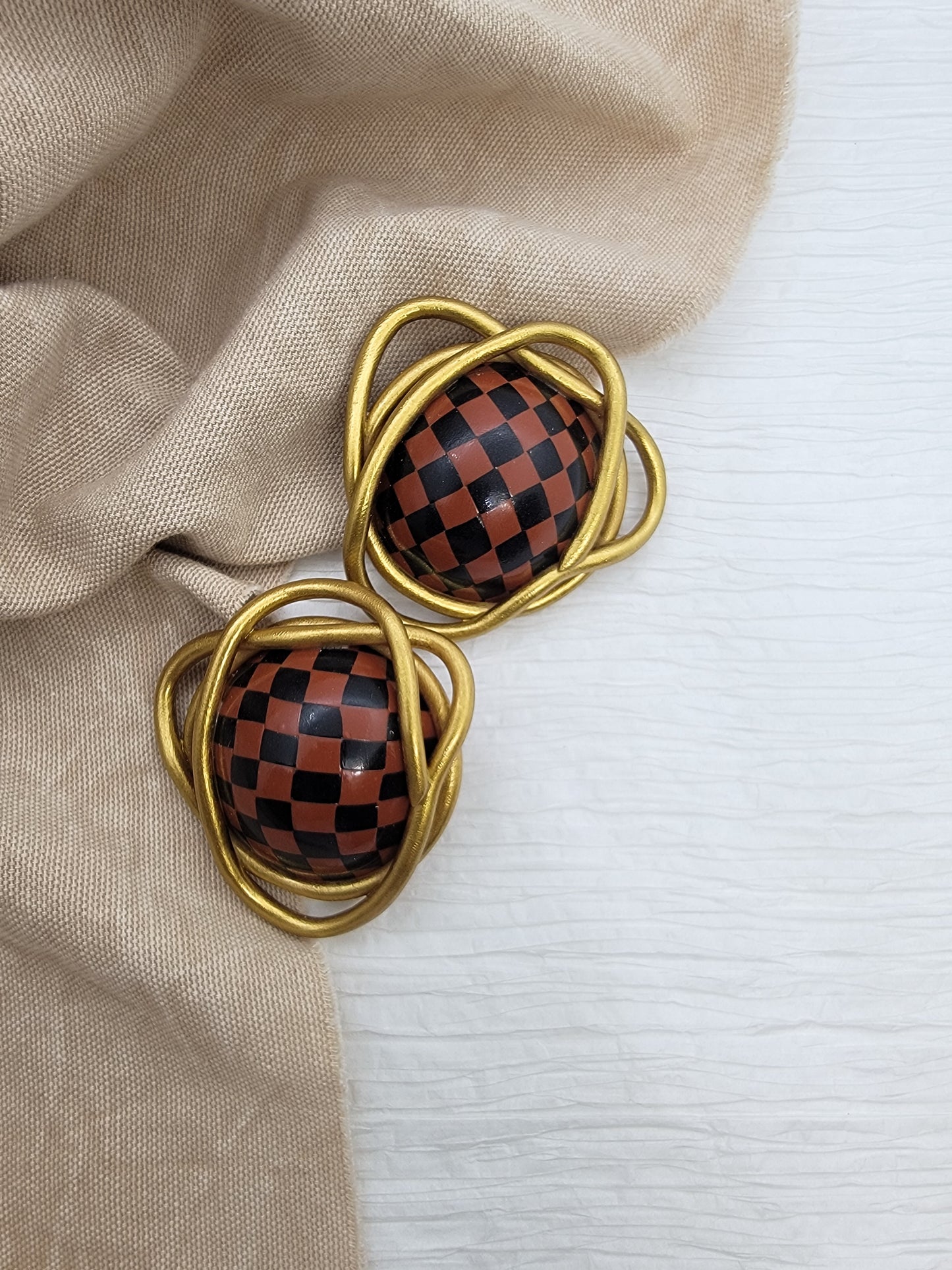 Zuri - Checkers Black/Brown