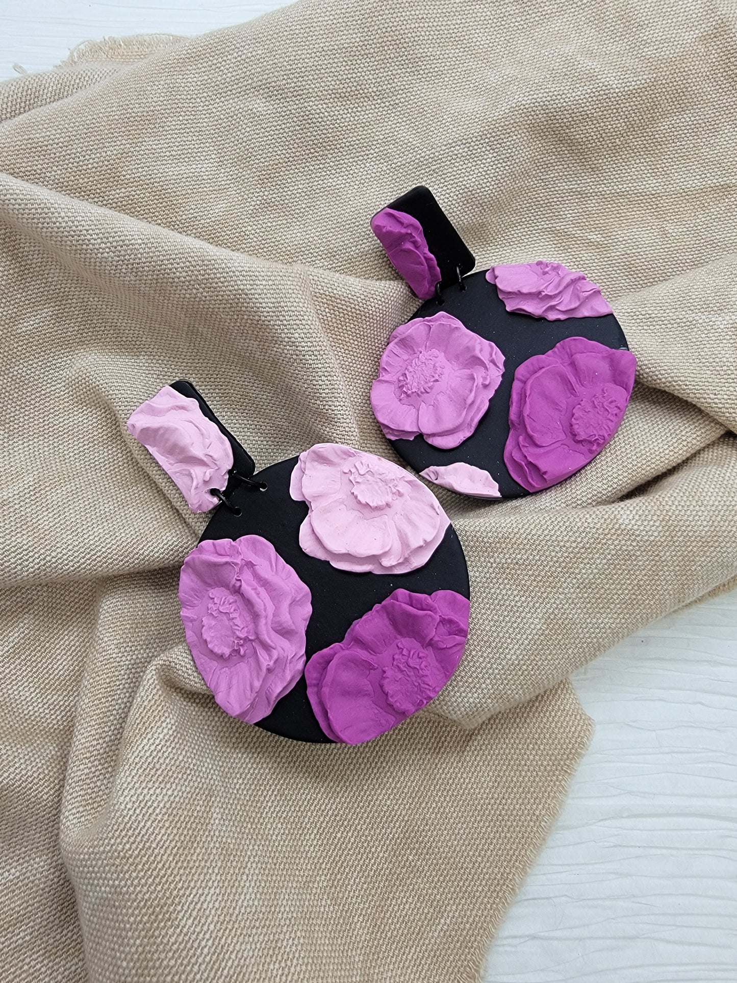Textured pink flower dangles